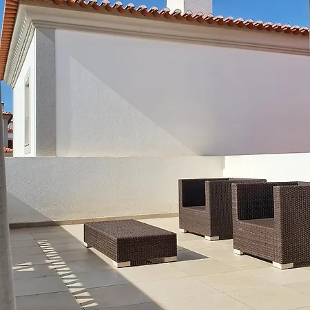 Do Golfe - Private Pool, Modern Charm *