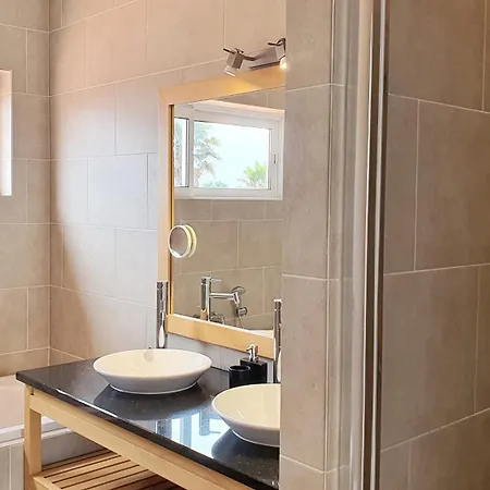 Do Golfe - Private Pool, Modern Charm Amoreira (Leiria)