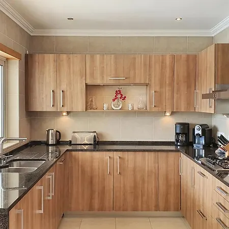 Do Golfe - Private Pool, Modern Charm